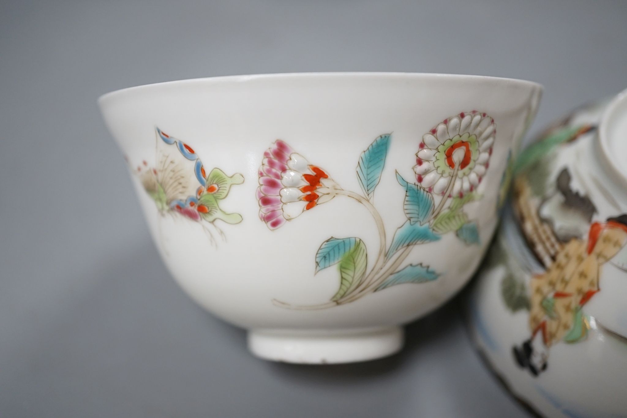 A group of Japanese porcelain tea wares and a rice bowl and cover